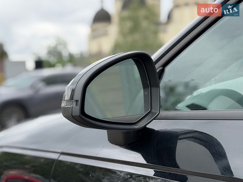 Седан Audi A4 2015 в Шептицькому
