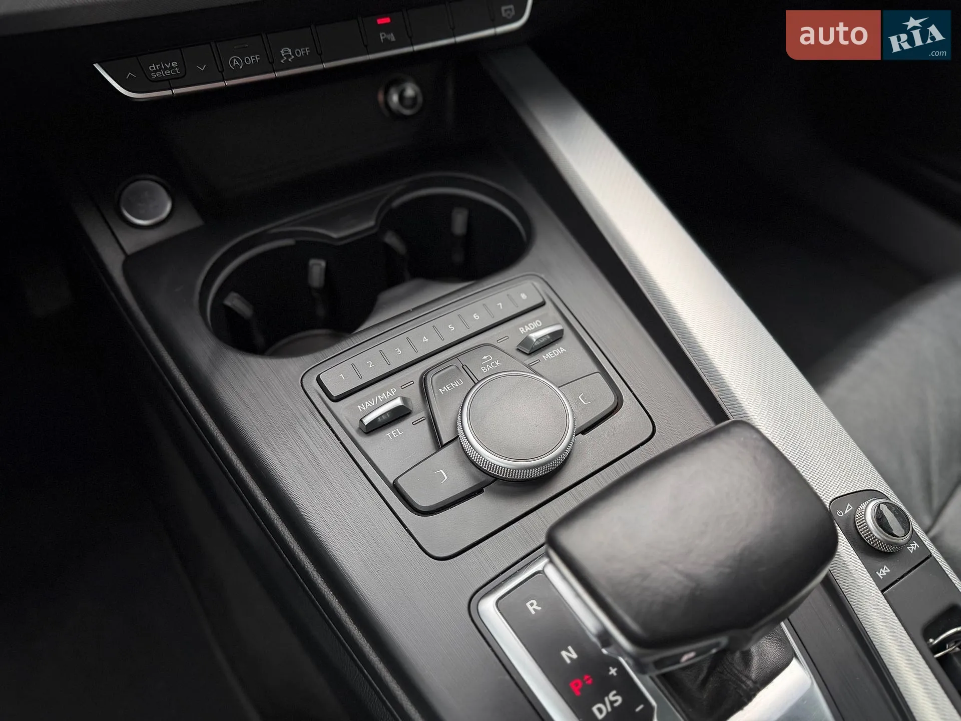 2015 Audi A4 - мініатюра 45