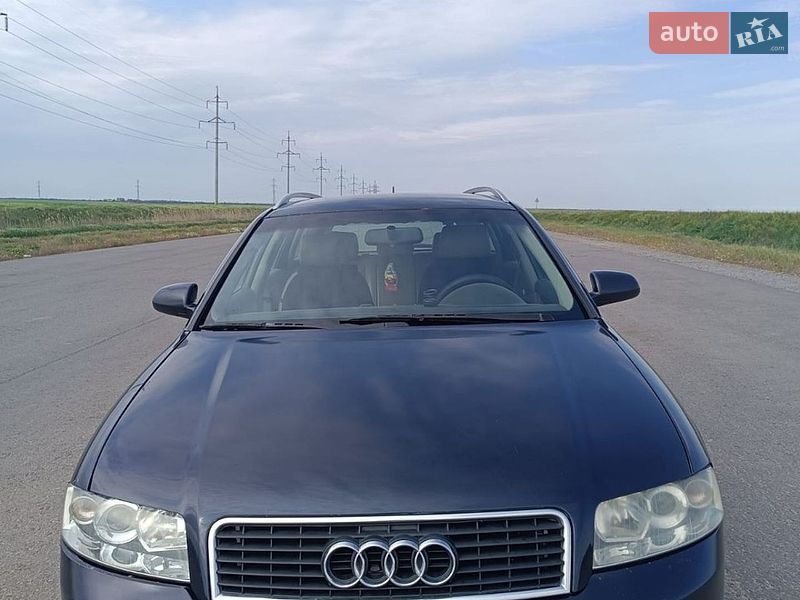 Универсал Audi A4 2001 в Килии