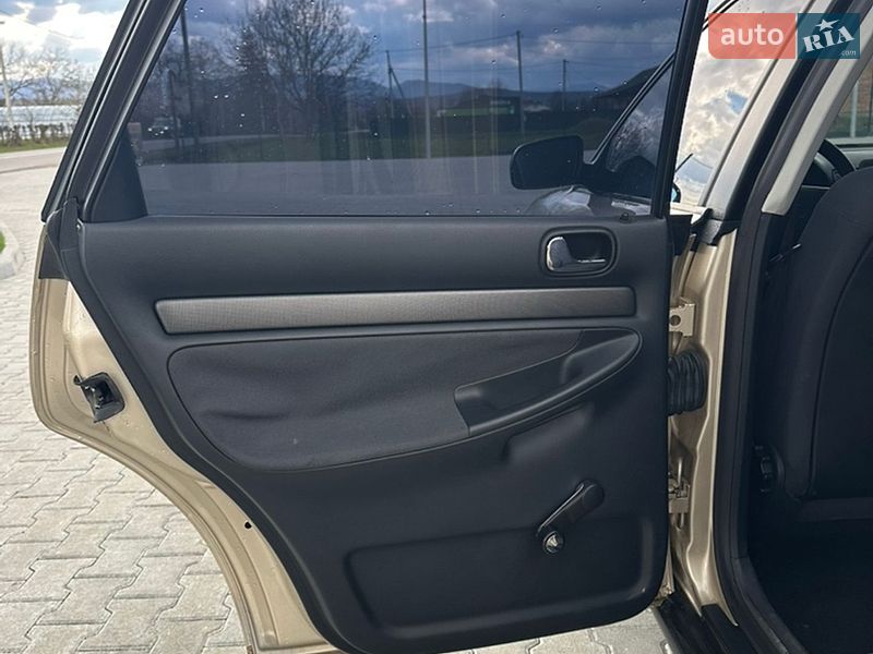 Седан Audi A4 1996 в Коломые