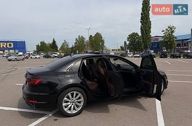 Седан Audi A4 2017 в Житомире