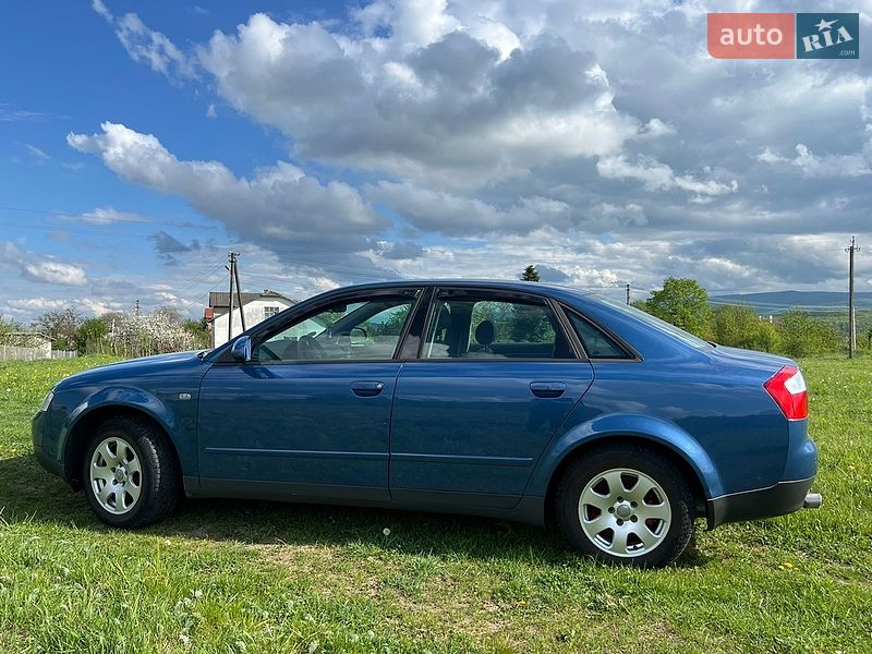 Седан Audi A4 2001 в Дрогобыче