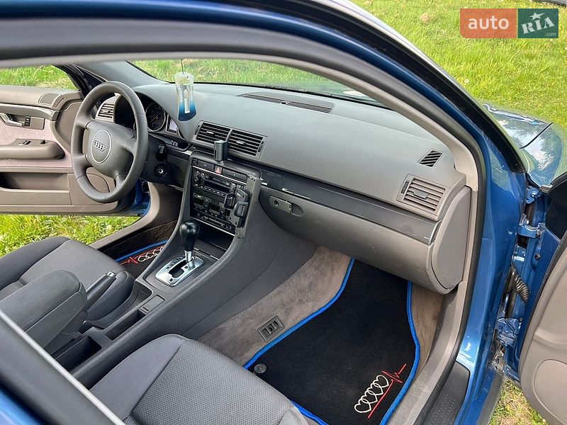 Седан Audi A4 2001 в Дрогобыче