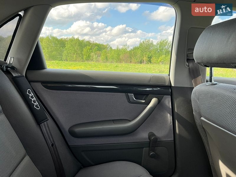Седан Audi A4 2001 в Дрогобыче