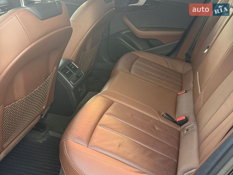 Седан Audi A4 2018 в Кривом Роге