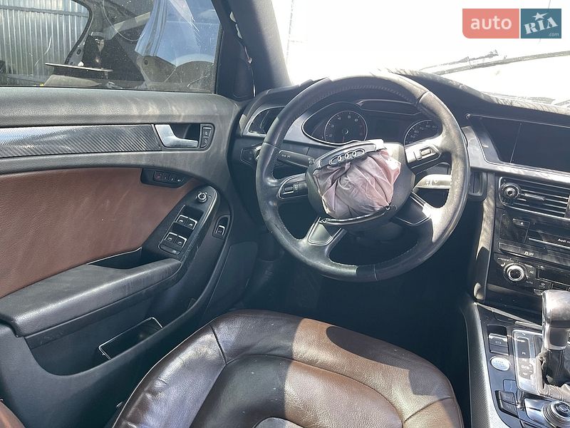 Седан Audi A4 2013 в Тернополе