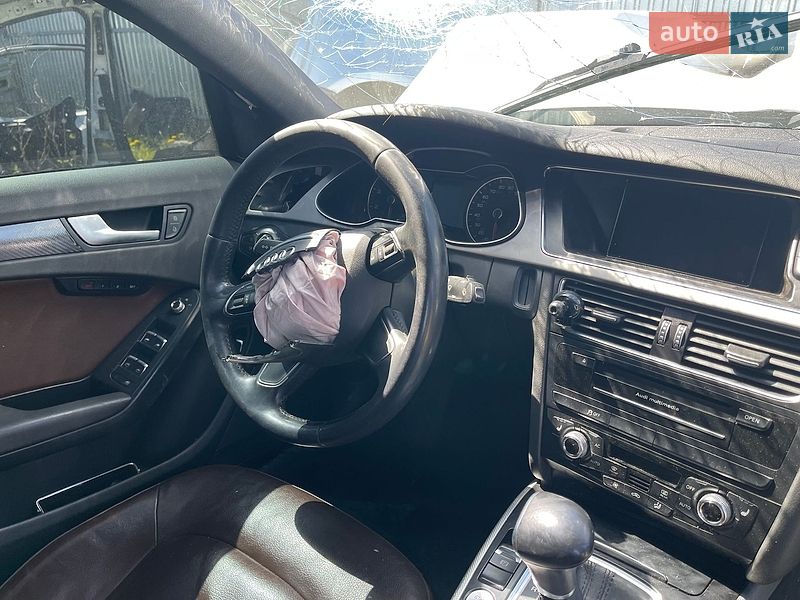 Седан Audi A4 2013 в Тернополе