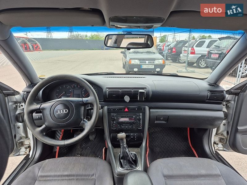 Седан Audi A4 1999 в Полтаве