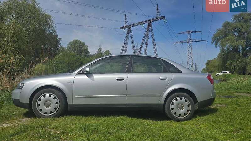 Седан Audi A4 2002 в Киеве