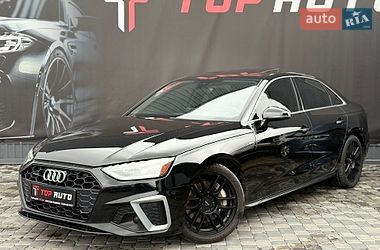 Седан Audi A4 2020 в Львові