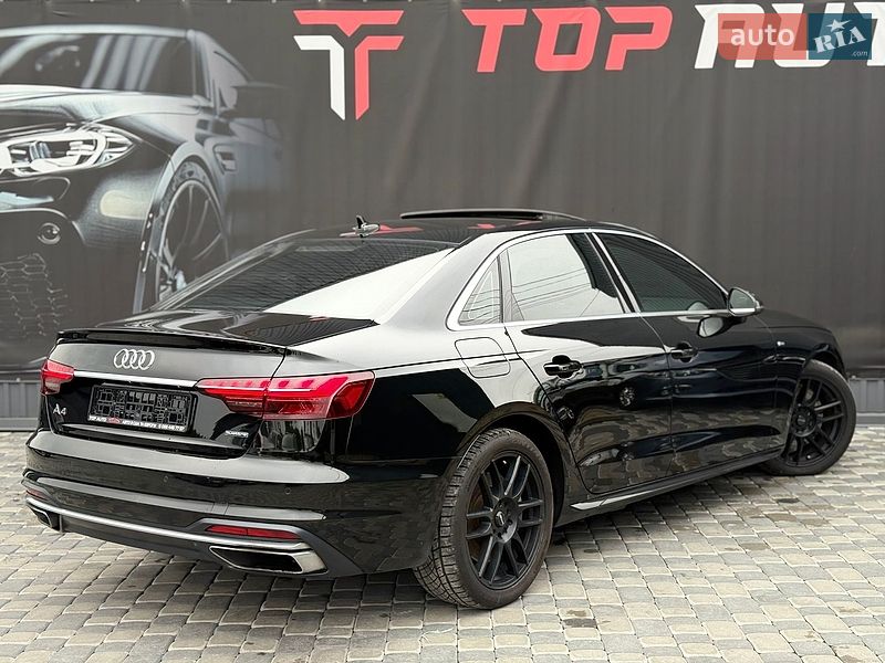 Седан Audi A4 2020 в Львові