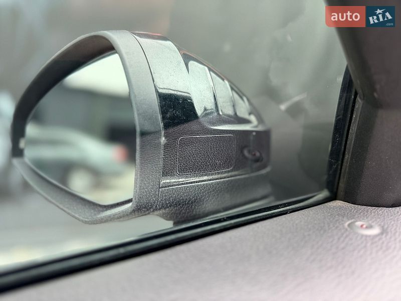 Седан Audi A4 2020 в Львові