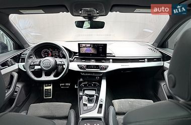 Седан Audi A4 2020 в Львові