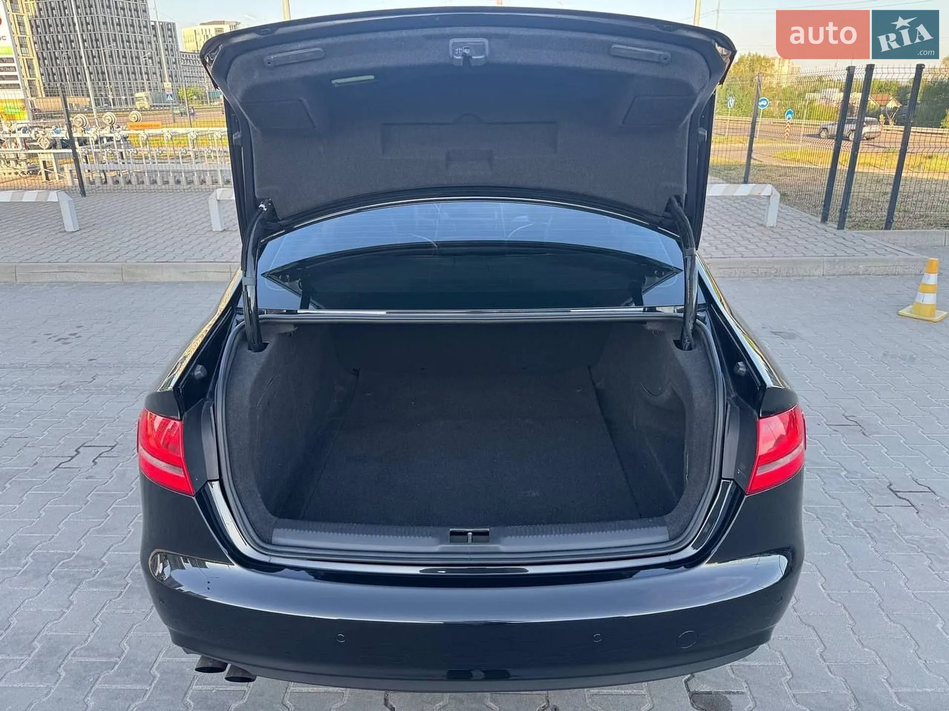 2014 Audi A4 - мініатюра 22