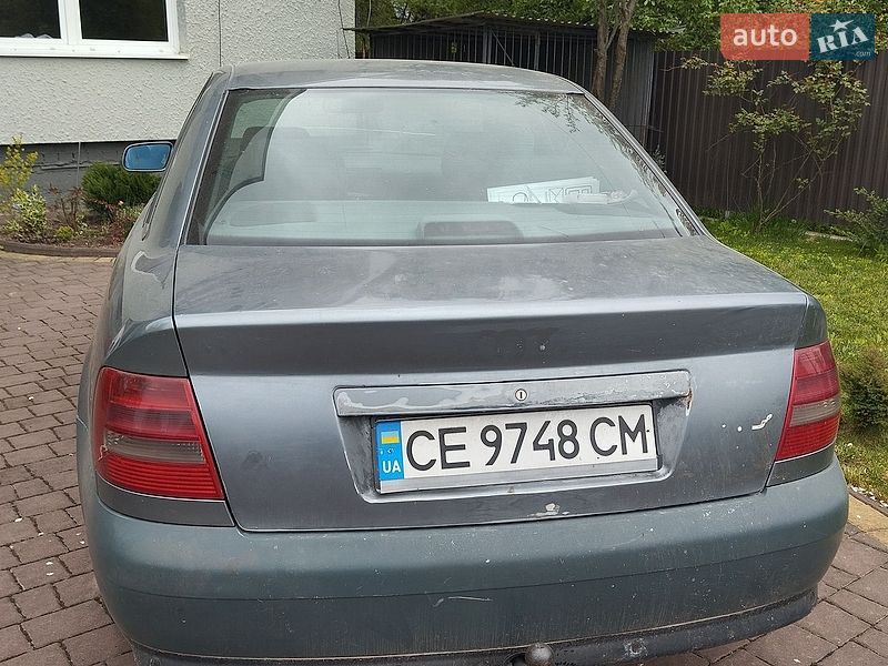 Седан Audi A4 2000 в Коломиї