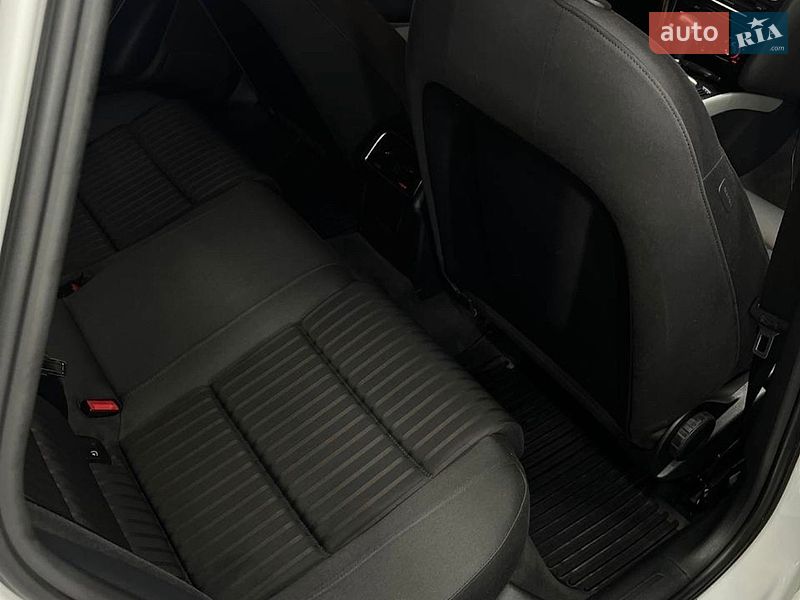 Седан Audi A4 2010 в Нежине
