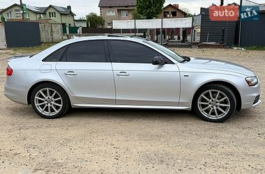 Седан Audi A4 2013 в Львове