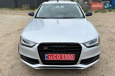 Седан Audi A4 2013 в Львове