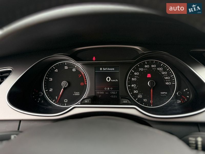Седан Audi A4 2013 в Львове