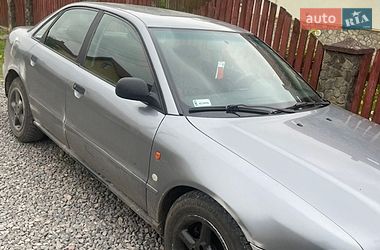 Седан Audi A4 1996 в Дрогобичі