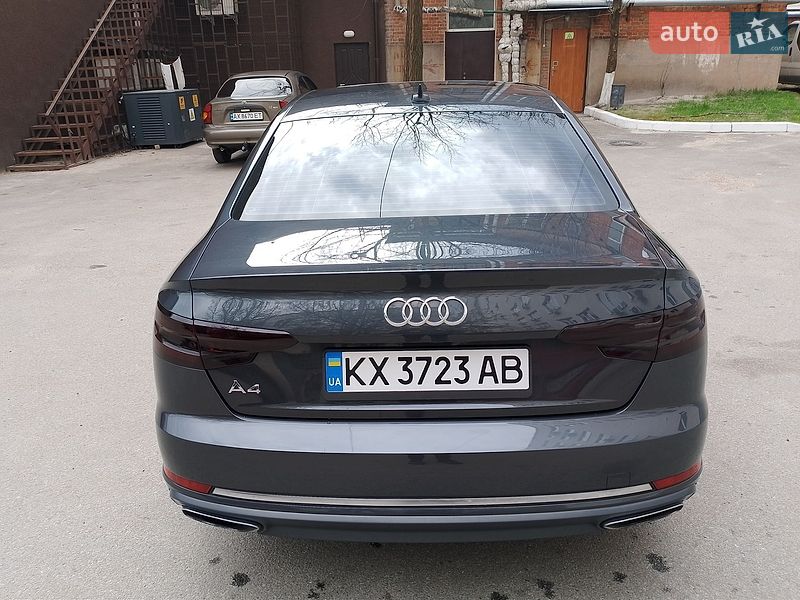 Седан Audi A4 2019 в Харкові