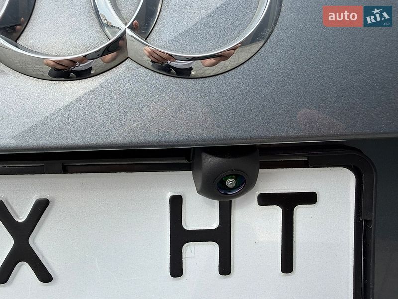 Седан Audi A4 2015 в Хмельницком