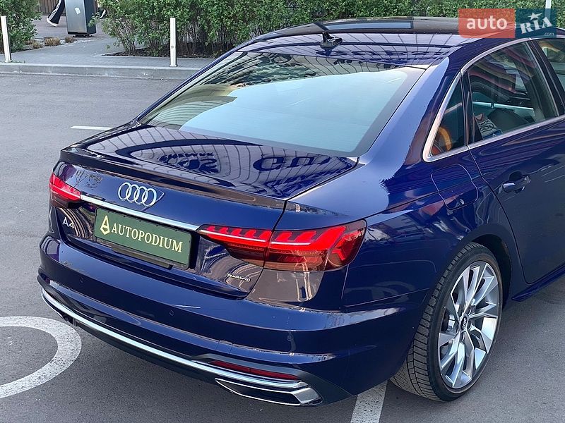 Седан Audi A4 2020 в Киеве
