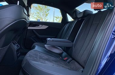 Седан Audi A4 2020 в Киеве