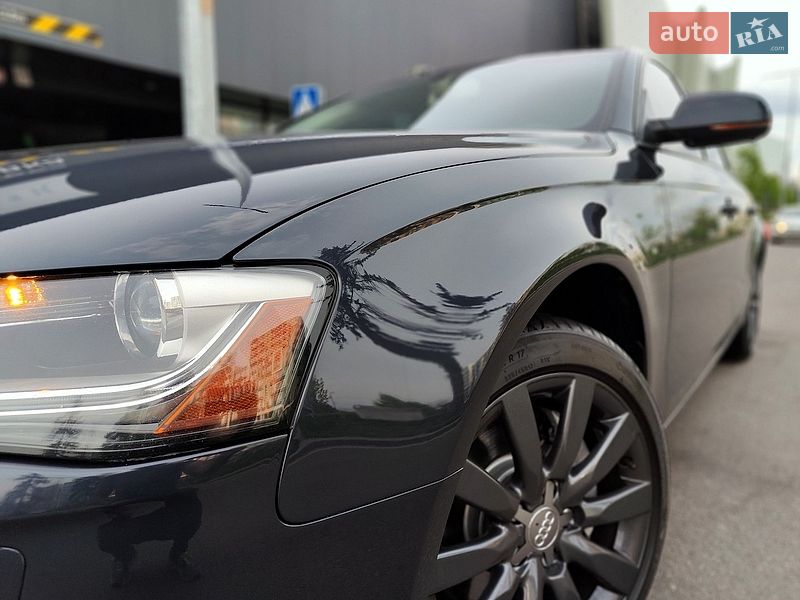 Седан Audi A4 2013 в Киеве