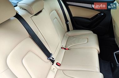 Седан Audi A4 2013 в Киеве