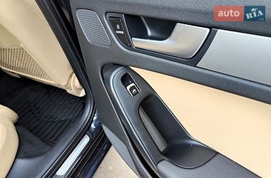 Седан Audi A4 2013 в Киеве