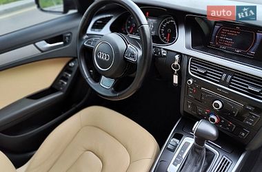 Седан Audi A4 2013 в Киеве