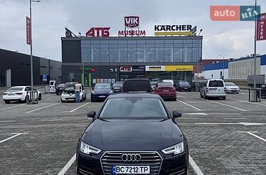 Седан Audi A4 2018 в Львове