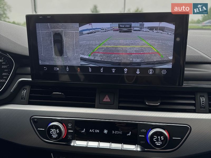 Седан Audi A4 2018 в Львове