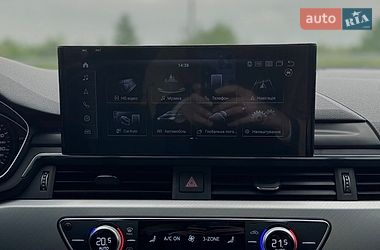Седан Audi A4 2018 в Львове