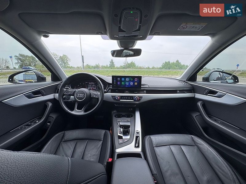 Седан Audi A4 2018 в Львове
