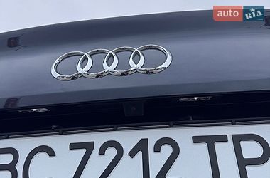 Седан Audi A4 2018 в Львове