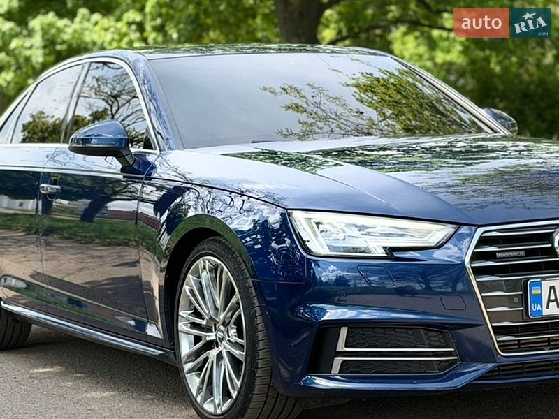 Седан Audi A4 2016 в Харькове