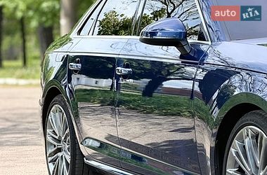 Седан Audi A4 2016 в Харькове