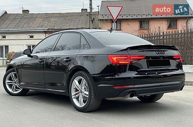Седан Audi A4 2018 в Львове