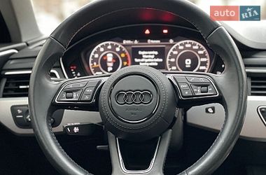 Седан Audi A4 2018 в Львове