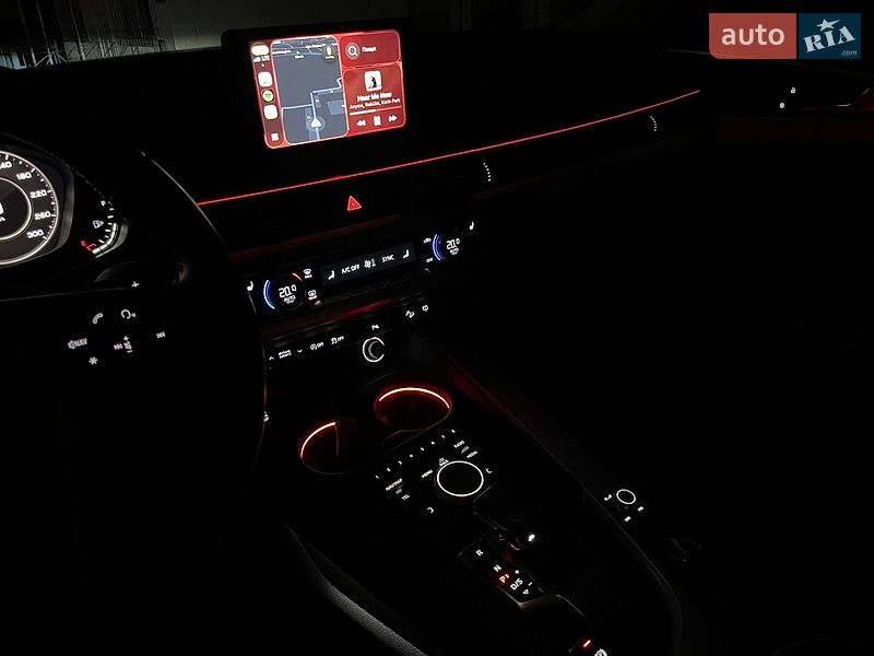 Седан Audi A4 2018 в Львове