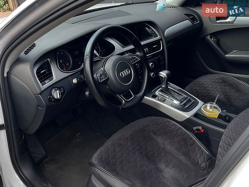 Седан Audi A4 2013 в Кодыме