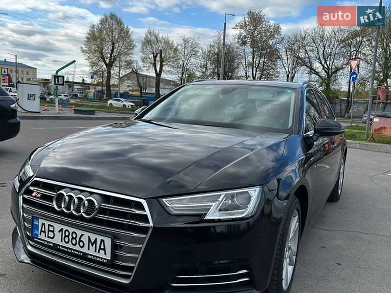 Універсал Audi A4 2016 в Вінниці