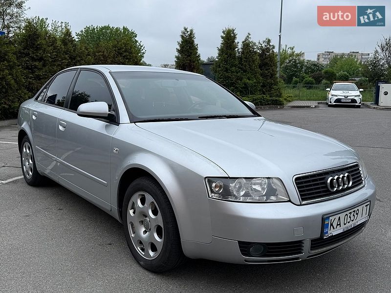 Седан Audi A4 2003 в Киеве