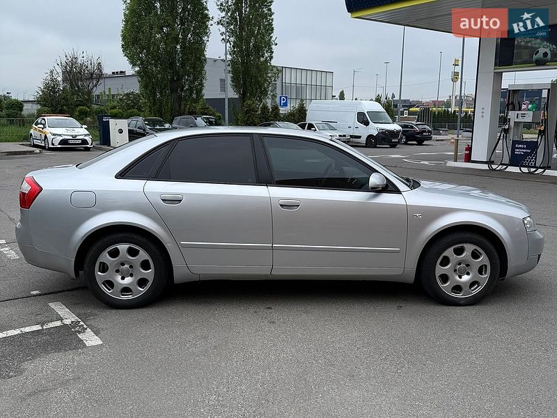 Седан Audi A4 2003 в Киеве
