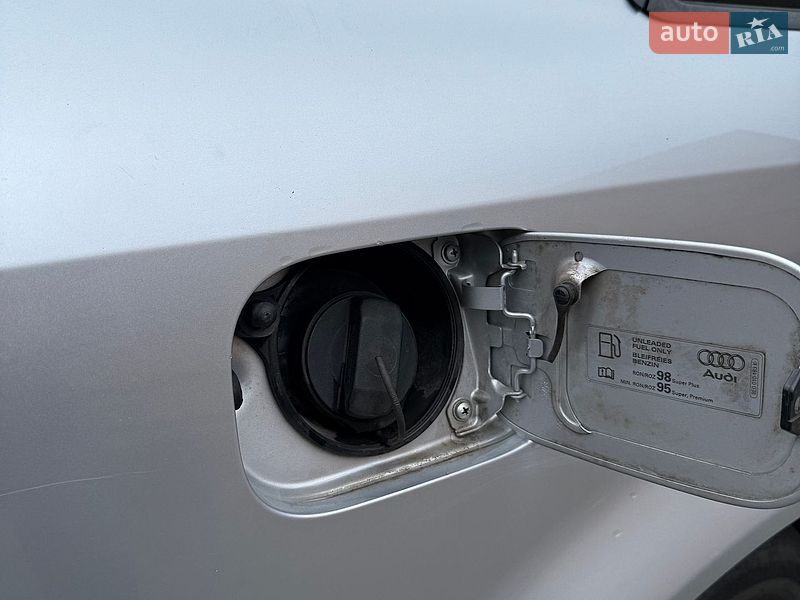 Седан Audi A4 2003 в Киеве