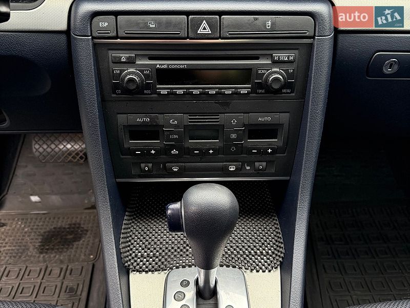 Седан Audi A4 2003 в Киеве
