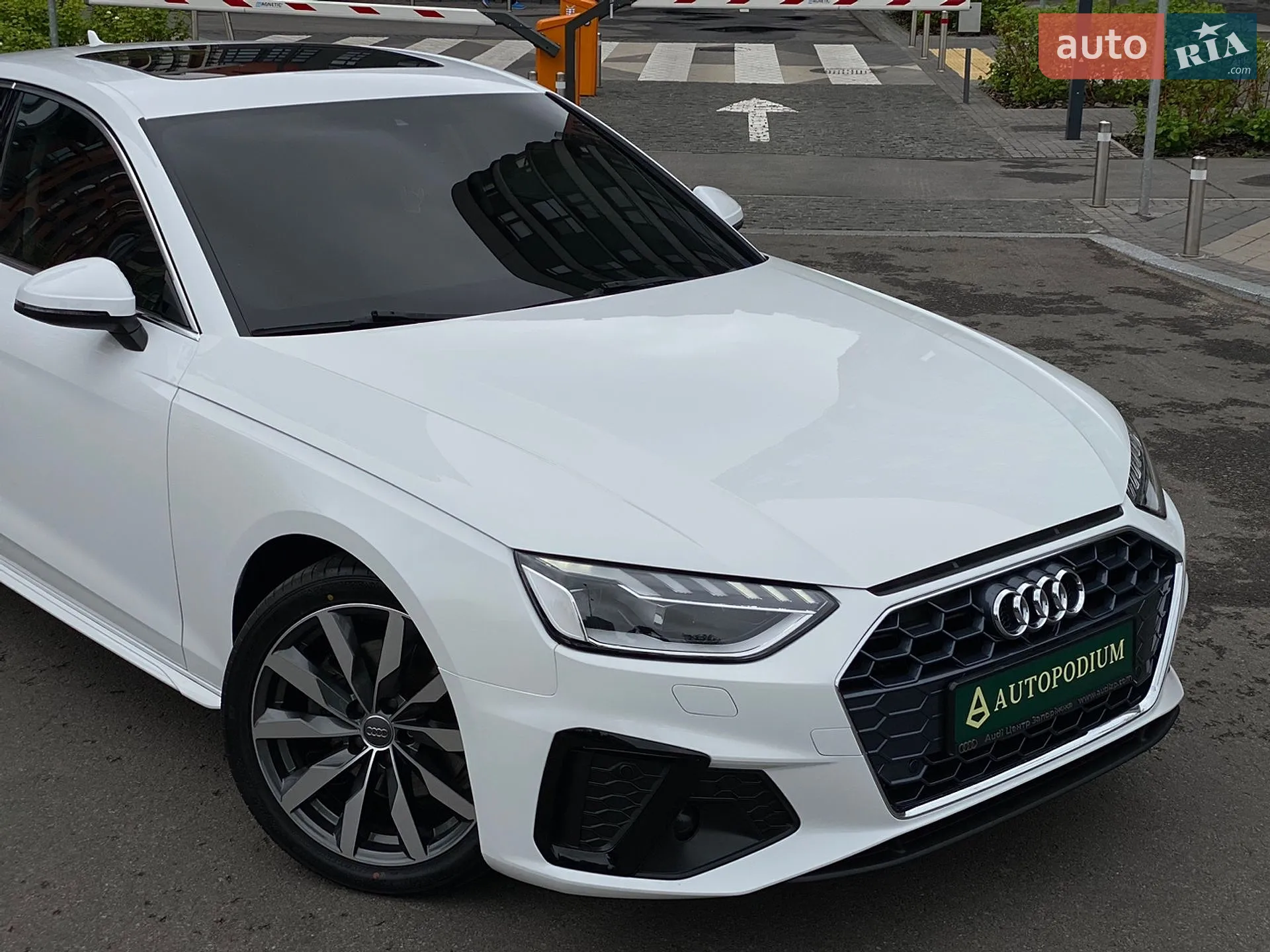 2020 Audi A4 - мініатюра 12