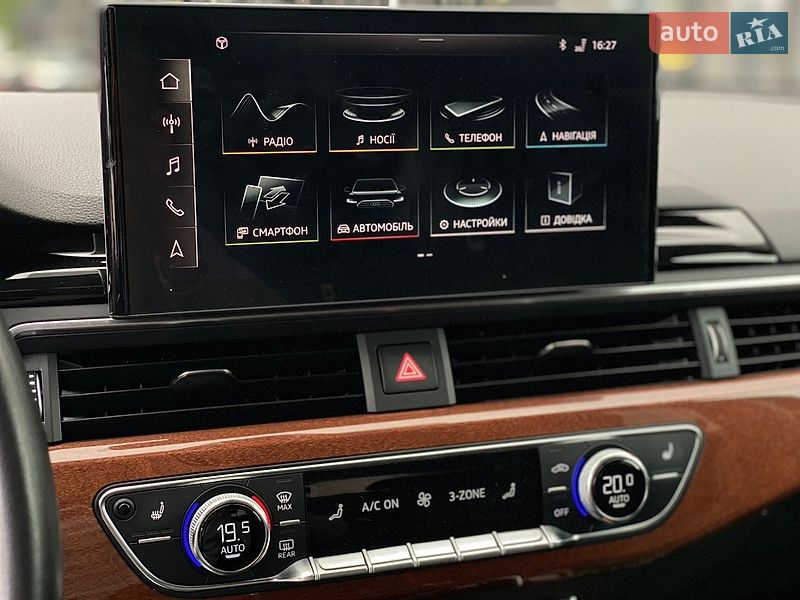 Седан Audi A4 2020 в Киеве